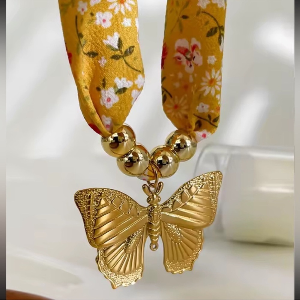 Golden Butterfly 18K Gold Stainless Steel Floral Scarf Choker Necklace